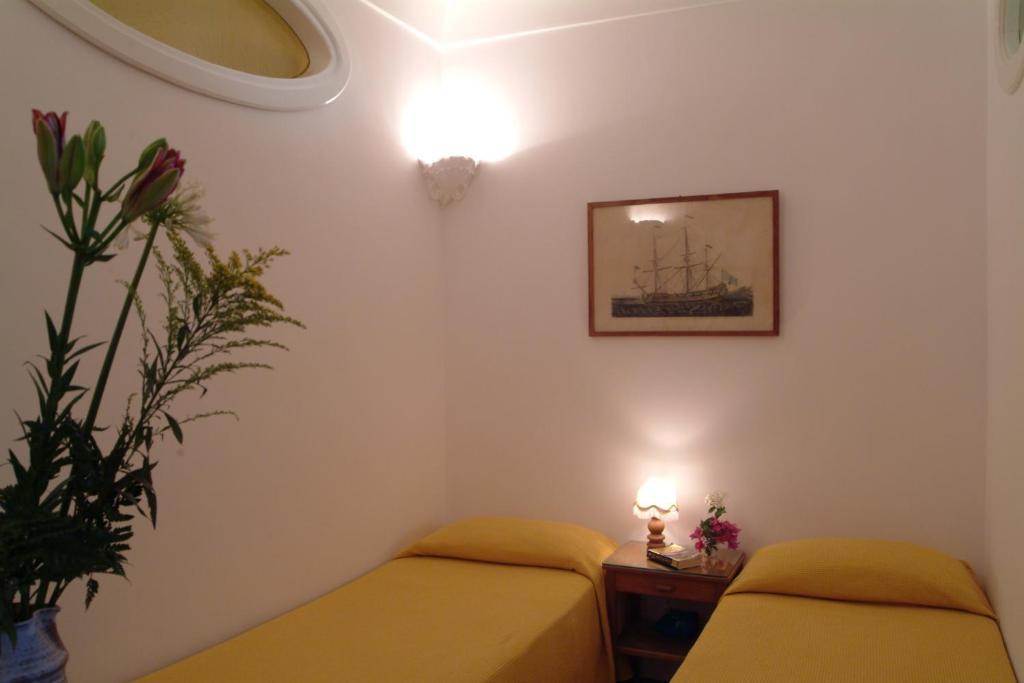 La Caravella Di Positano - Relais, Beach & Residences Номер фото